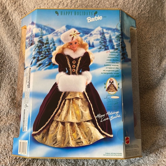 - - NRFB 1996 Happy Holidays Barbie Doll 🎄